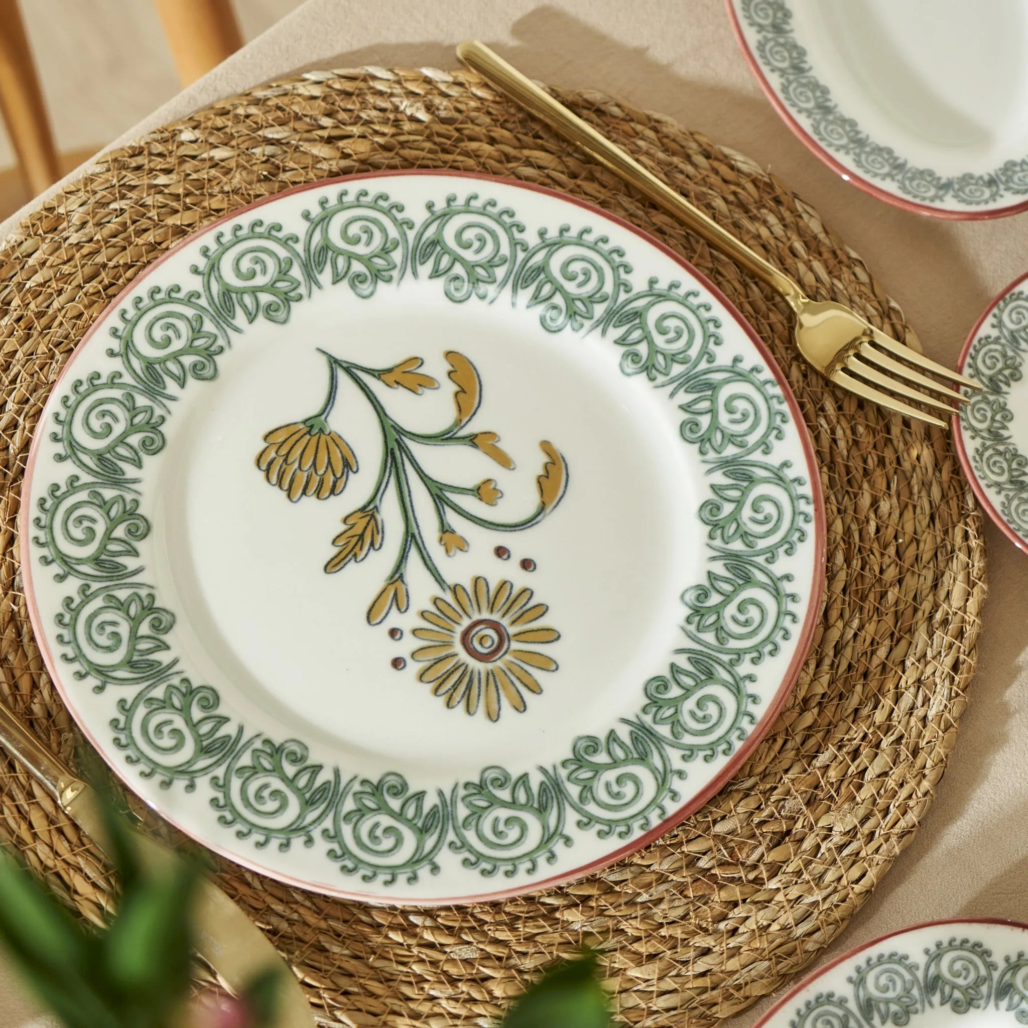 Indian Flower Porcelain Dinner Plate