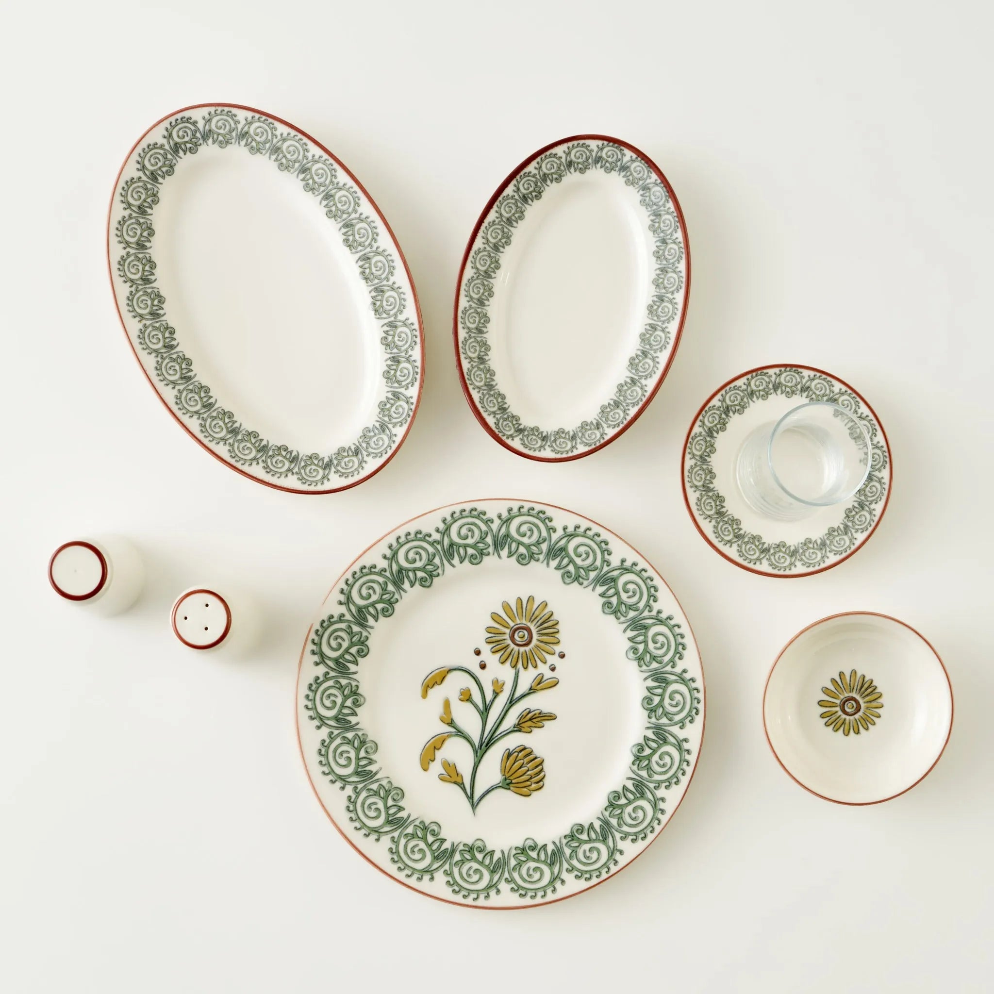 Indian Flower Porcelain Dinner Plate